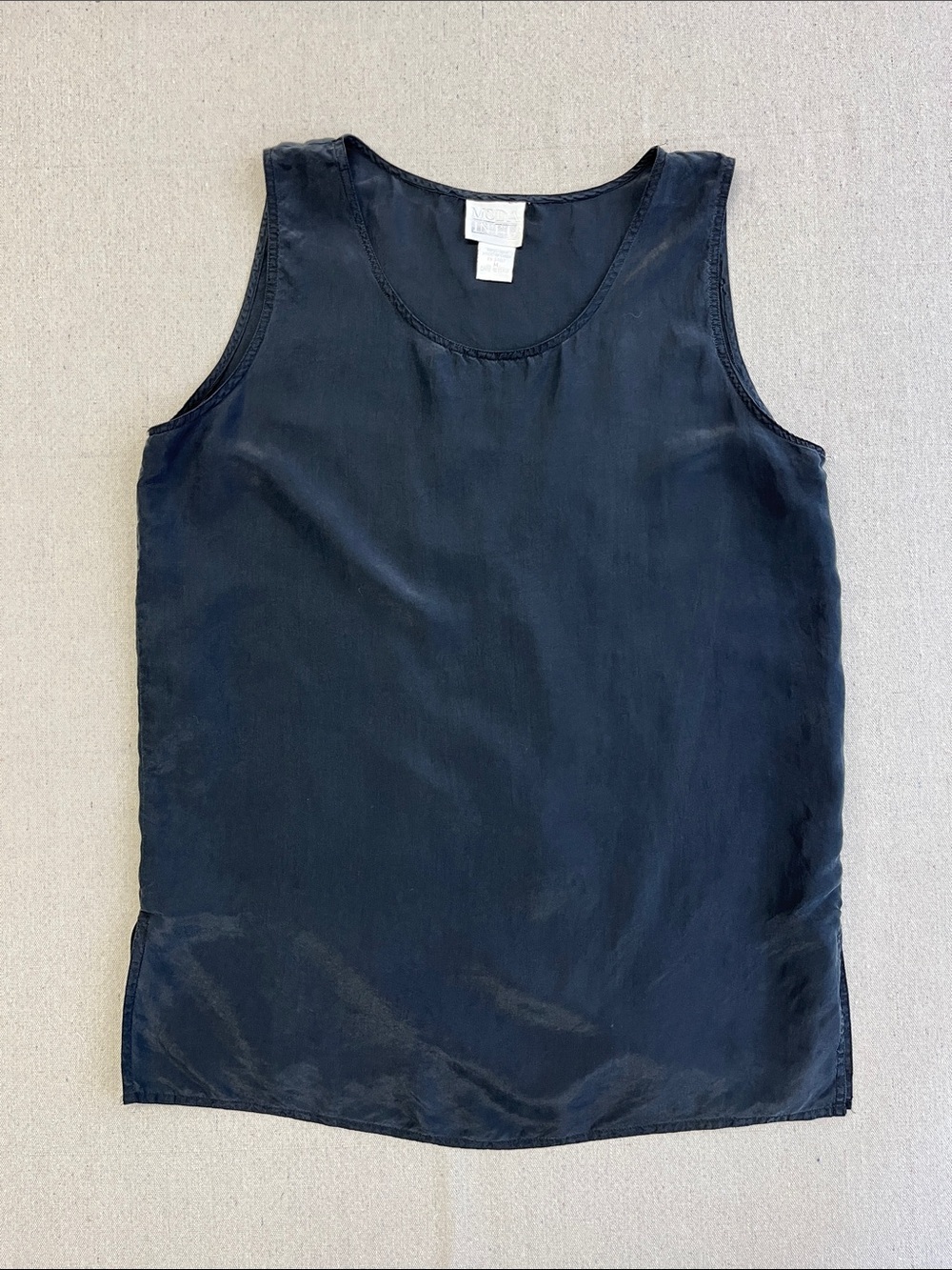 Moda International 100% Silk Black Sleeveless Tank Top Size M